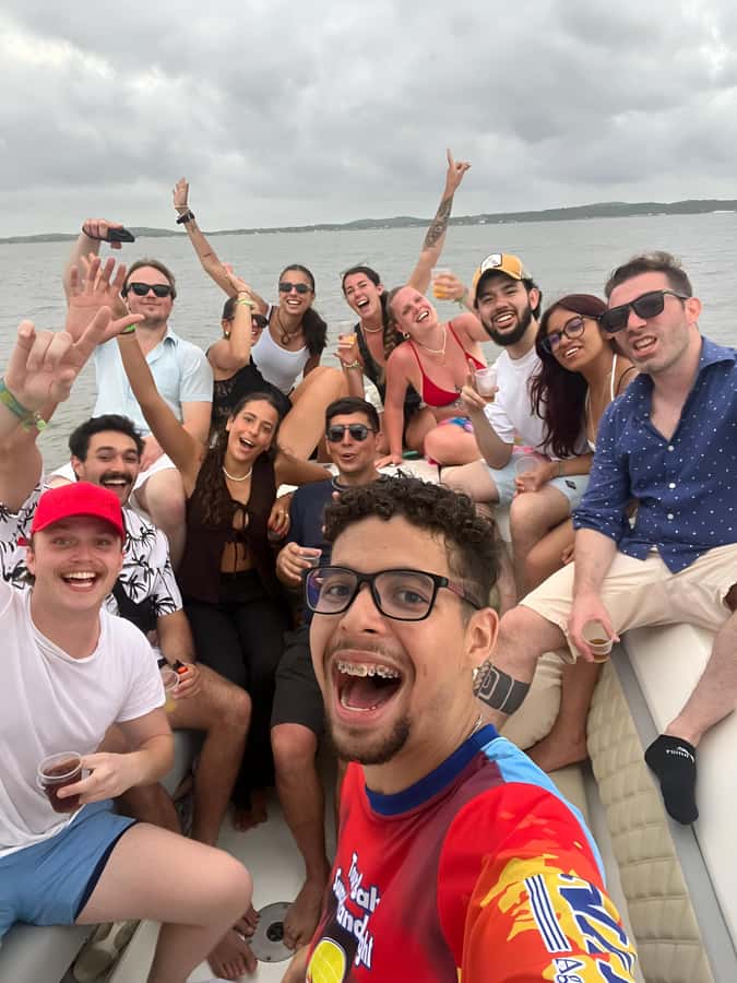 2-hour tour in Cartagena Sunset View in party boat - A 2-hour Cartagena sunset that feels like a night out
