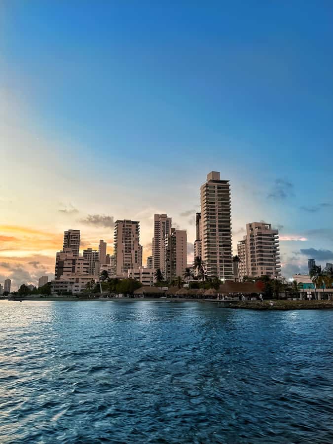 2-hour tour in Cartagena Sunset View in party boat - Music and animation: why this doesn’t feel awkward