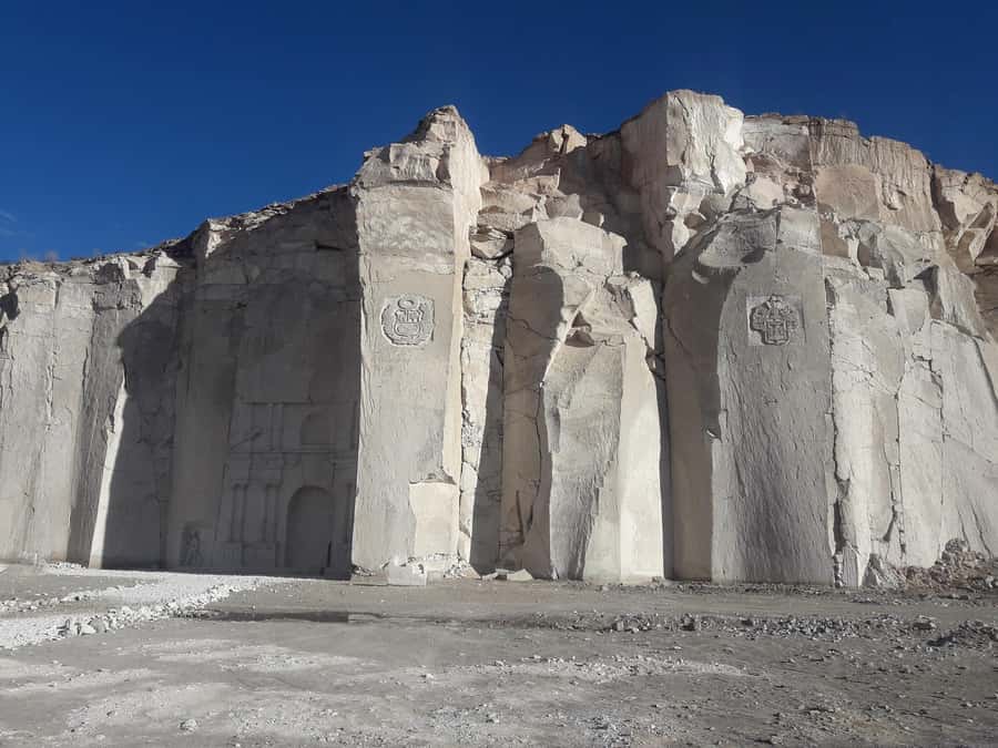 4 hours Tour: Route of Sillar with Trek in Culebrillas - 09:15 Start: Volcanoes, the Chilina Valley, and a Scenic Photo Stop
