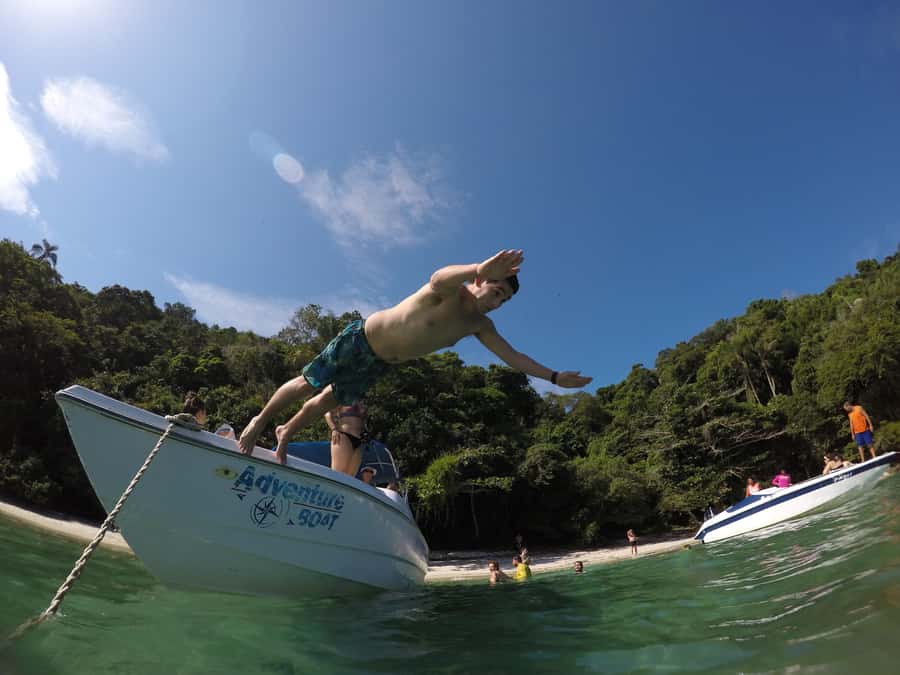 Angra dos Reis and Ilha Grande: Small-Group Fast-Boat Tour - Pickup and logistics: where to meet, and what to bring