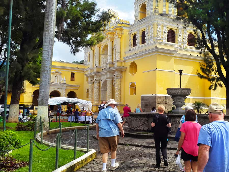 Antigua Guatemala: Morning Tour from Guatemala City - Antigua Morning Walk: Why This Works So Well