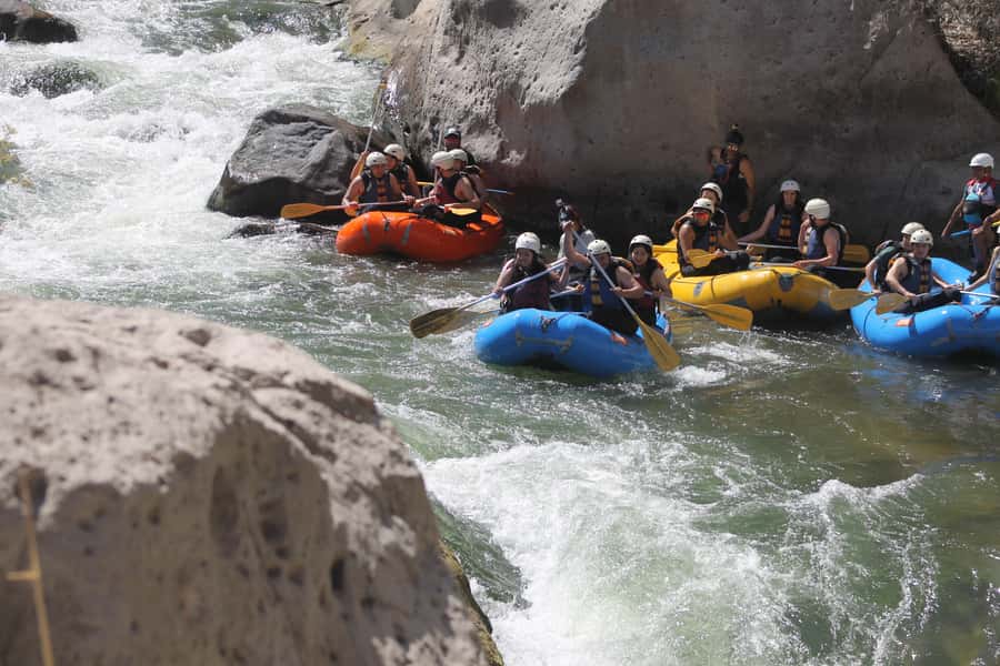 Arequipa: Rio Chili Rafting Tour with Snack - Chilina Valley drive and the Virgen de Chapi-Charcani start point