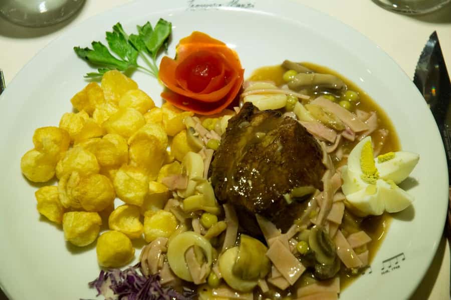BA: Tango Show and Optional Dinner at Esquina Homero Manzi - Should You Book It?
