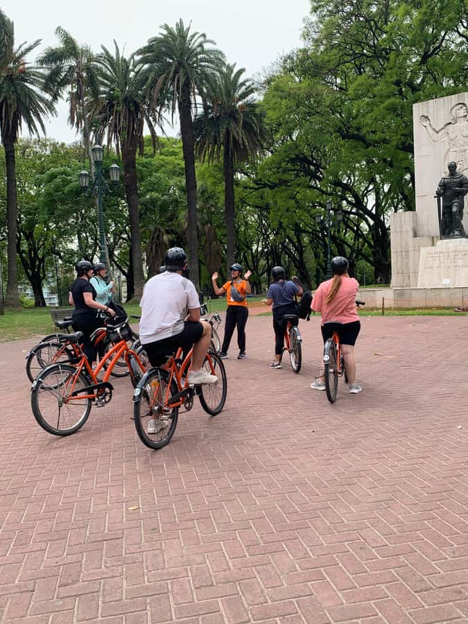 Bike Tour: Buenos Aires to the South (E-Bike) - Puerto Madero: Modern Architecture on a Flat(er) Bike Ride with River Views