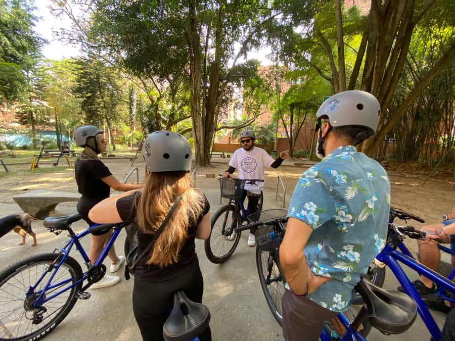 Bike Tour Medellin with Snacks and Local Beer - The final guided stop before the return