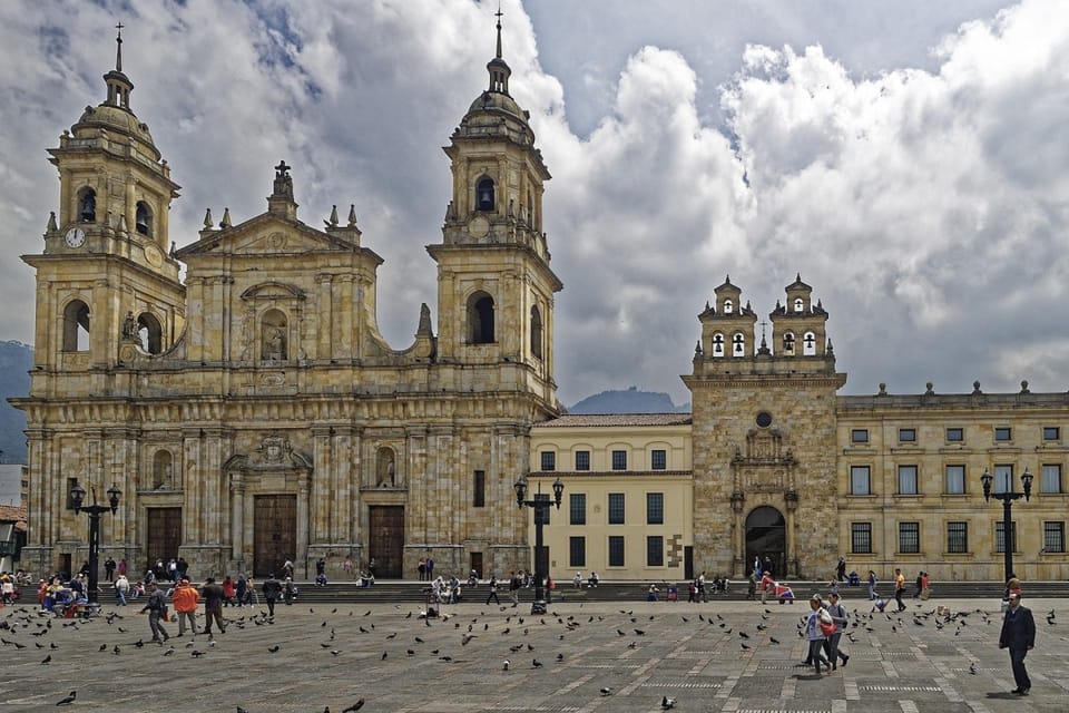 Bogotá: Private Guided Tour with Monserrate & La Candelaria - Practical tips to make the day feel easy