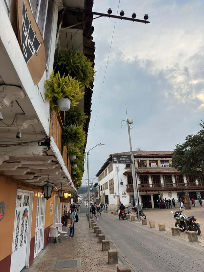 Bogota: Salt Cathedral of Zipaquira Private daily Trip - Zipaquirá town break: colonial streets, quick shopping, and lunch that hits