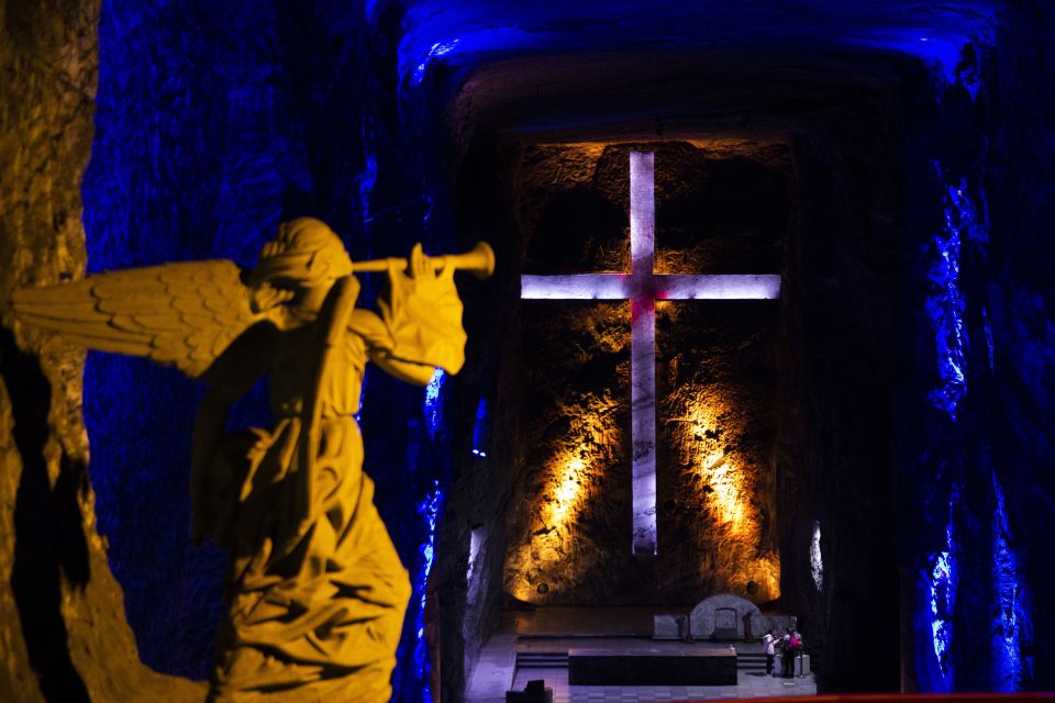 Bogotá: Salt Cathedral Private Tour with Entry Ticket Basic - Key highlights to know before you go