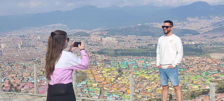 Bogotá´s Barrios: El Paraíso Favela Tour with Cable Car - Price and value: why $78 can make sense here