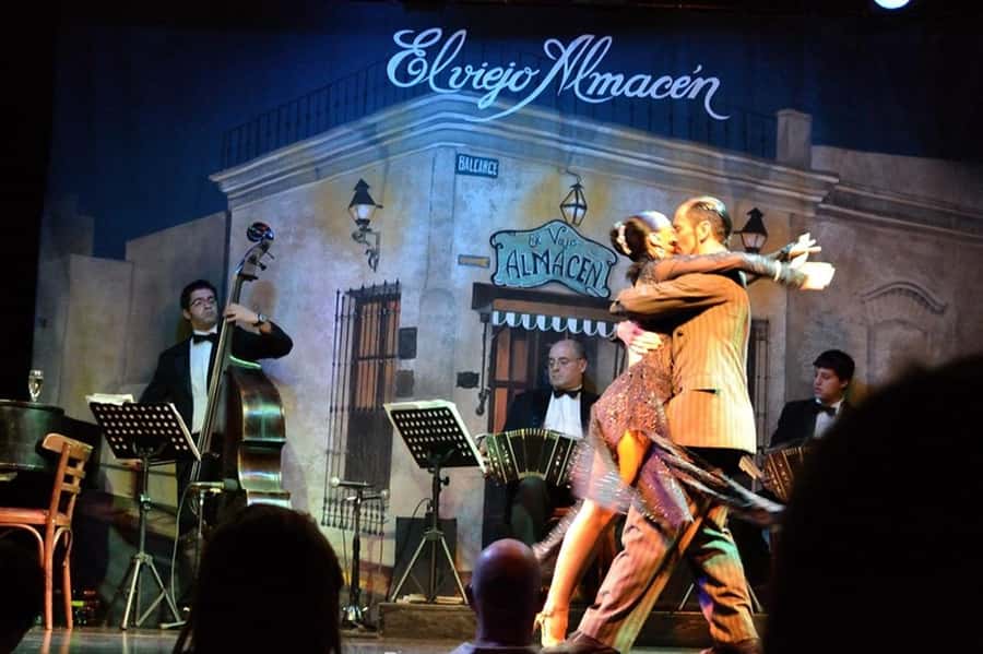 Buenos Aires: El Viejo Almacen Tango Show & optional Dinner - El Viejo Almacén in San Telmo: what makes this tango night different