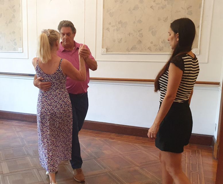 Buenos Aires: Group tango class with mate and snacks - Price and value for $25 per person in Buenos Aires