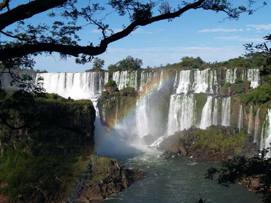 Buenos Aires: Iguazú Falls with Boat Ride & Optional Flight - Should you book this Iguazú day trip from Buenos Aires?