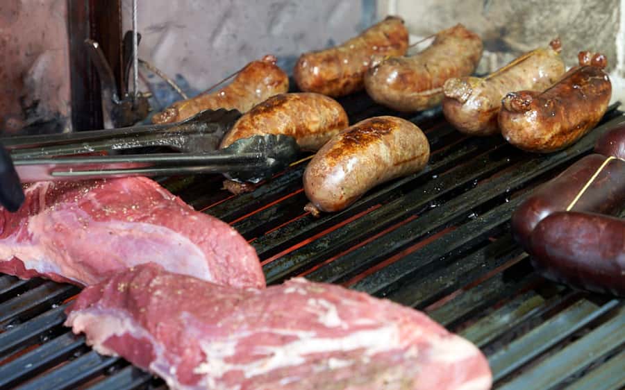 Buenos Aires: Join a Local Family for an Argentine Barbecue - Timing, rain, and what to wear
