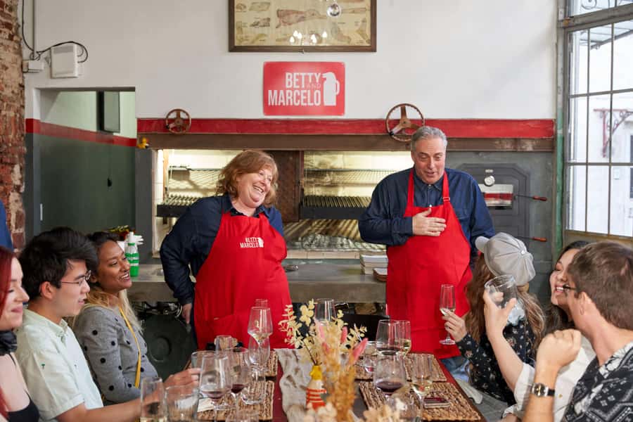 Buenos Aires: Join a Local Family for an Argentine Barbecue - From the white door on Nicaragua 4336 to patio mingling