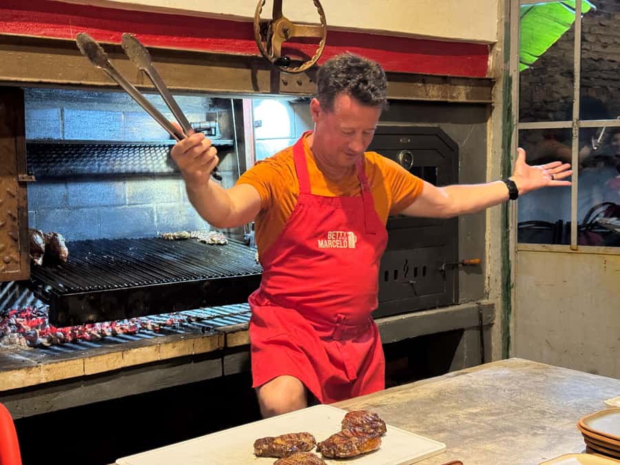 Buenos Aires: Join a Local Family for an Argentine Barbecue - Group vibe: meeting people without it feeling forced