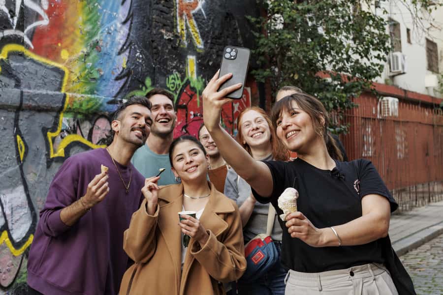 Buenos Aires: Local Foodie Adventure with Sherpa Food Tours - Stop 1: the hole-in-the-wall deli where empanadas kick things off