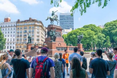 Buenos Aires: Recoleta and Retiro Tip Based Walking Tour - Crossing Av. 9 de Julio: where the city shows its scale