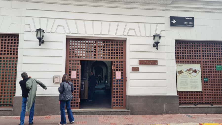 Buenos Aires: San Telmo, History, Bars, and Tango! - Tango stops and the Bar Nápoles ending (why it’s not just nightlife)