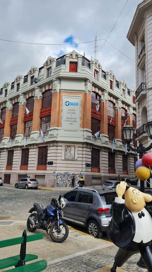 Buenos Aires: San Telmo, History, Bars, and Tango! - San Telmo Market and Plaza Dorrego: where food and street life meet