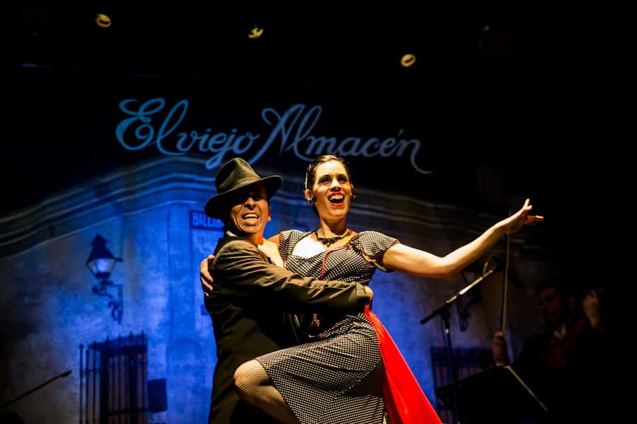 Buenos Aires: Tango - El Viejo Almacén! The first and most traditional show - Inside the Performance: Musicians, Singers, and Dancers Doing Tango the Old Way