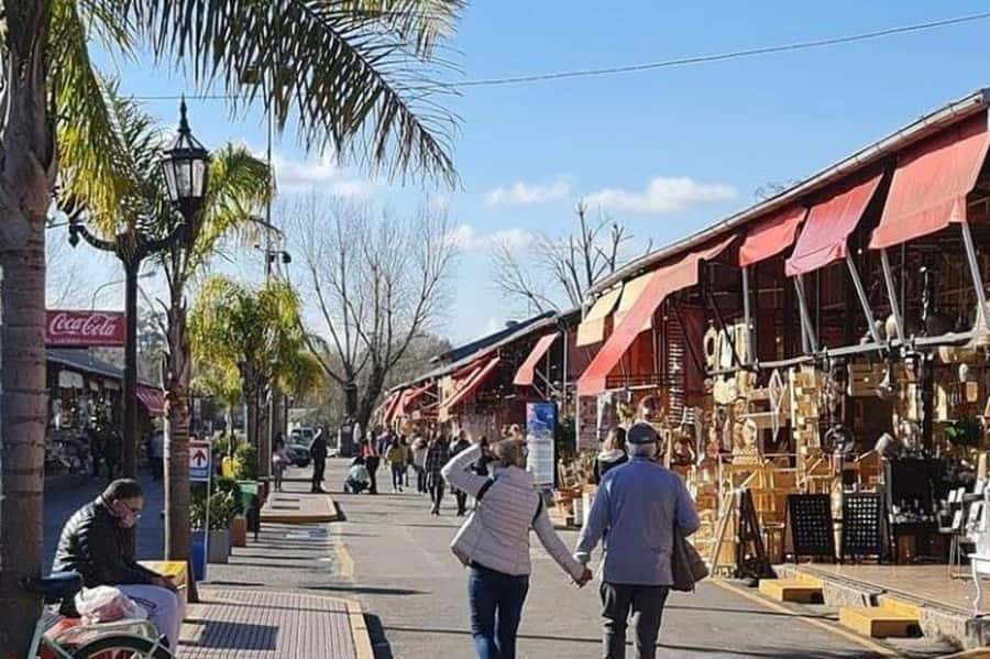 Buenos Aires: Tigre Delta Half-Day Tour with Navigation - The Sturla Boat Cruise: Through the Three Mouths and Sarmiento River