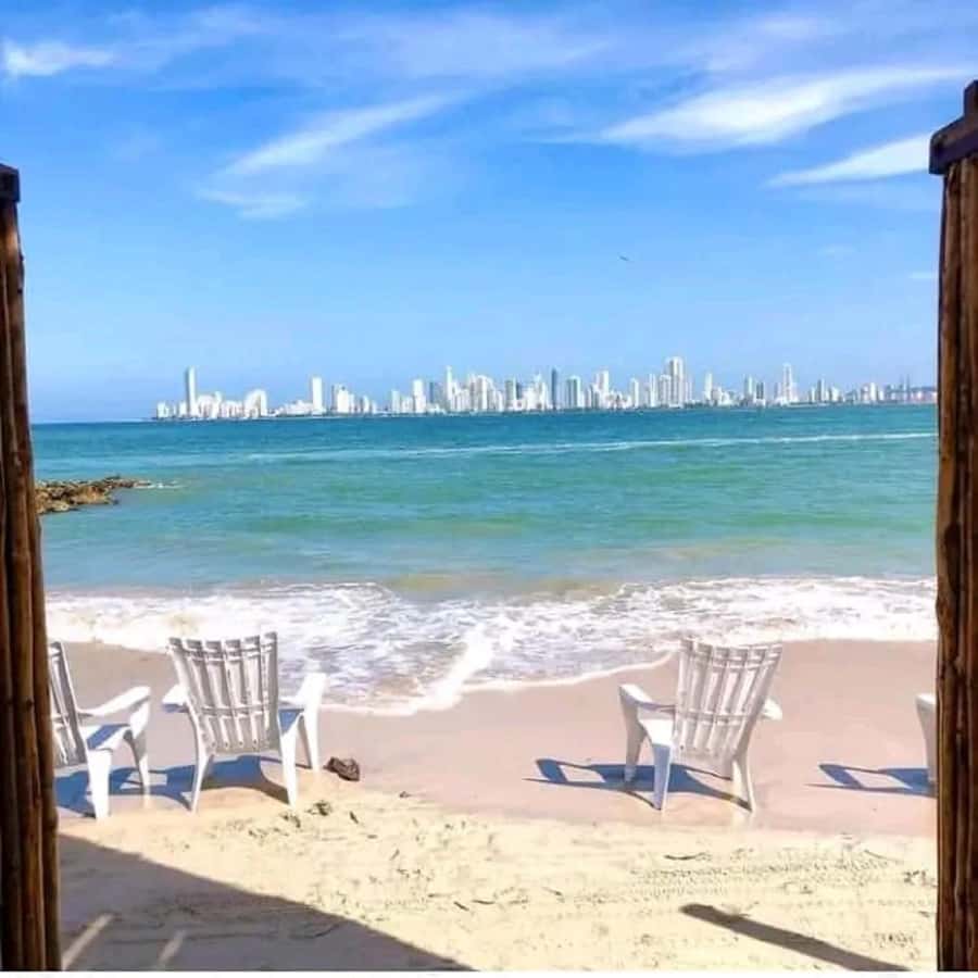 Cartagena: BEACH DAY ON TIERRA BOMBA ISLAND PUNTARENA - Punta Arena Beach Time: What Your Middle of the Day Looks Like