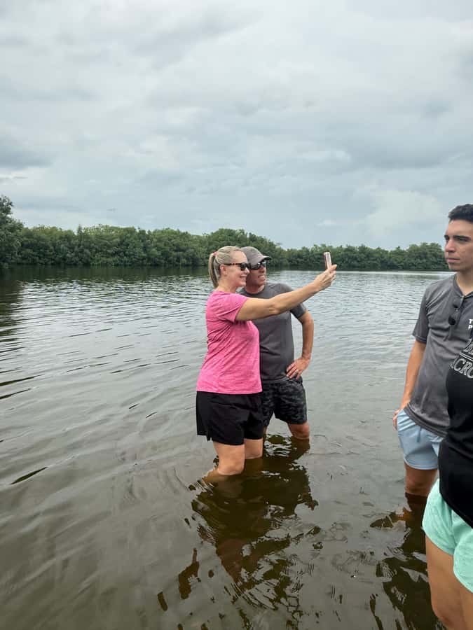 Cartagena: Mangrove Eco Tour & Fishing with Transportation - Best time to go: mornings feel calmer