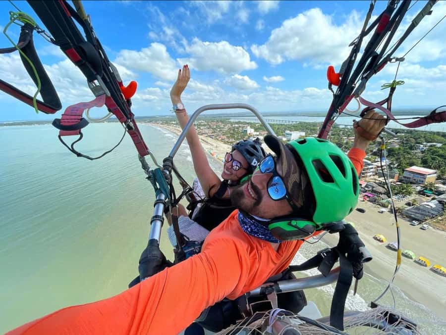 Cartagena: Paratriking Flight from the Beach - Price and Value: Is $108 Worth It?