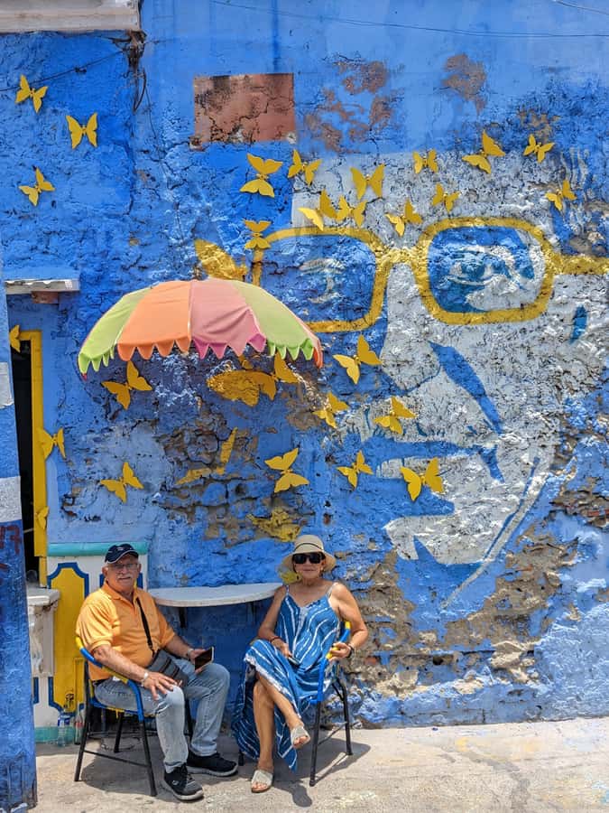Cartagena: Private City Tour in an Air-Conditioned Vehicle - Comfort Matters: AC Transport, Bottled Water, and a Guide Who Adjusts