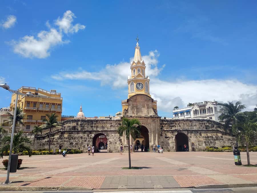 Cartagena: Private City Tour in an Air-Conditioned Vehicle - Starting Easy: Pickup Options That Fit Real Travel Plans