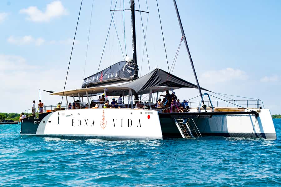 Cartagena: Rosario Islands Catamaran with Lunch and Snorkel - A 7.5-Hour Catamaran Break From Cartagena