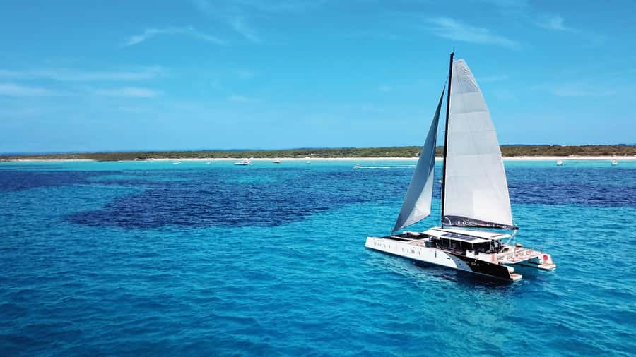 Cartagena: Rosario Islands Catamaran with Lunch and Snorkel - Getting to Bodeguita Dock Door 1 (Without Stress)
