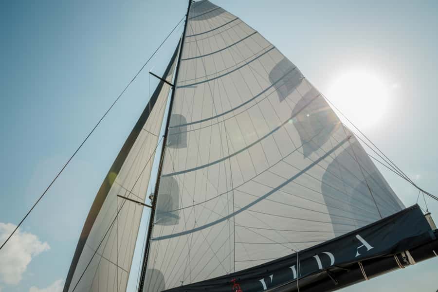 Cartagena: Rosario Islands Catamaran with Lunch and Snorkel - Drinks and Onboard Vibe: Smooth Ride, Friendly Crew, Chill Energy