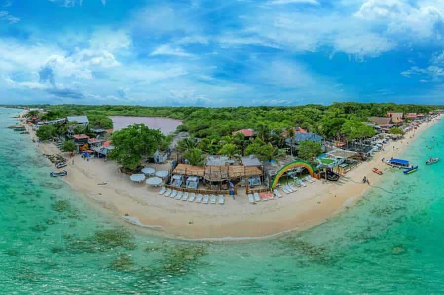 Cartagena: Rosario Islands Day Tour with Snorkel & Lunch - Rosario Islands in One Day: How the 8 Hours Actually Plays Out