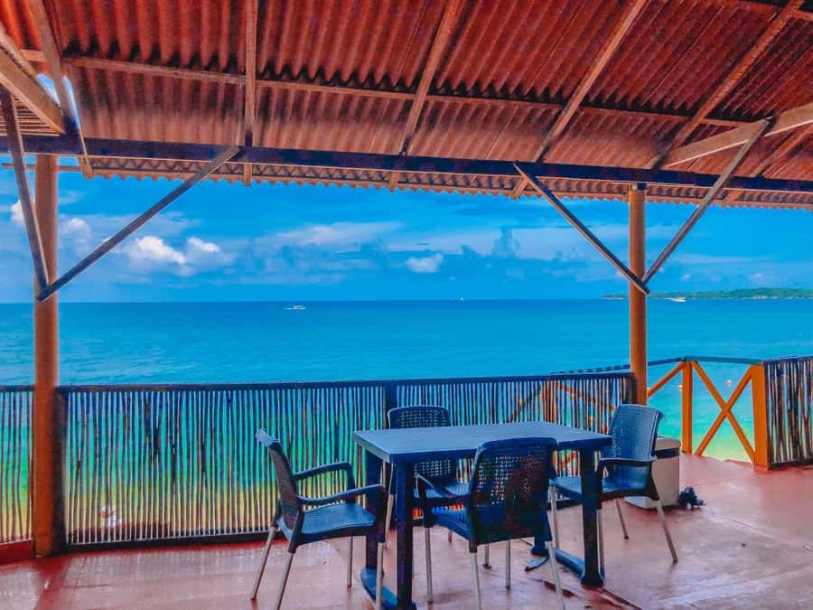 Cartagena: Rosario Islands, Playa Blanca, Baru - Lunch with three options: simple value that keeps the day moving