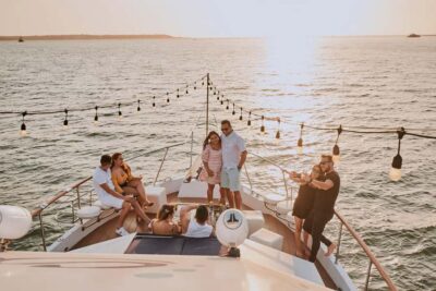 Cartagena: Sunset Cruise with Open Bar - The 90-minute loop: what the schedule feels like in real time