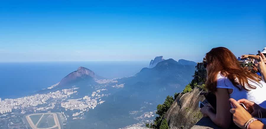 Christ the Redeemer Entry Ticket by Corcovado Train - Best photo plan: right-side views and timing for visibility