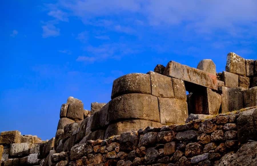 City Tour Cusco Qoricancha Sacsayhuaman y Tambomachay - Tambomachay Inca Baths: The Worship of Water Still Running