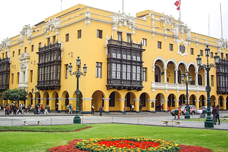 City Tour With Demonstration & Tasting of Pisco Sour - Olive Park and Arequipa Avenue: small stops that connect the route