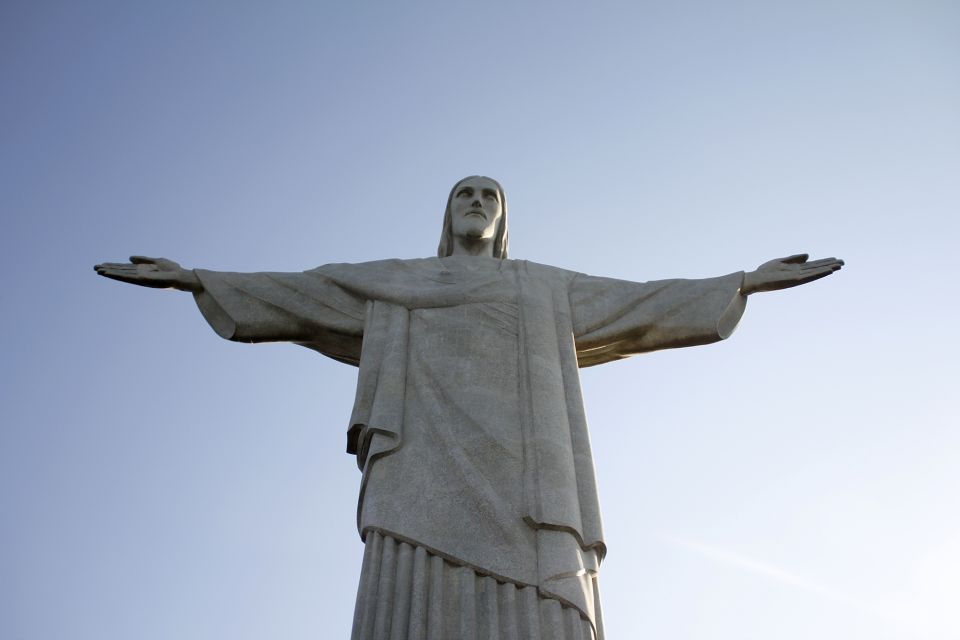 Corcovado and Sugarloaf Mountain Full-Day Tour - Lunch at the Churrascaria: All-You-Can-Eat With a Vegetarian Option