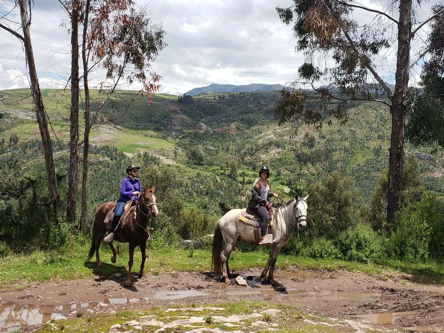 Cusco: 3-Hour Horse Riding Tour to the Temple of the Moon - What to bring for a smooth ride near Cusco