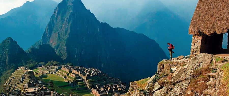 Cusco: 4-Day Inca Trail to Machu Picchu with Accommodation - Day 1: Abra Málaga biking, Sacred Valley stops, and an overnight in the forest
