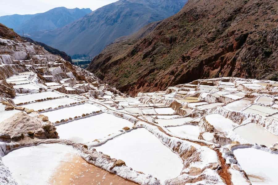 Cusco: Full-Day Sacred Valley and Maras Tour - Maras and Salineras Salt Mines: 3,000+ Pools and That Surprising Texture