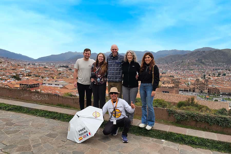 Cusco: Historic Walking Tour with Pisco Sour and Music Show - Quick hits before you go