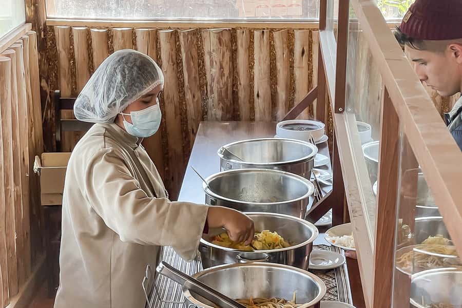 Cusco: Humantay Lake Tour with Breakfast and Buffet Lunch - Food stops that actually keep you going: breakfast and buffet lunch