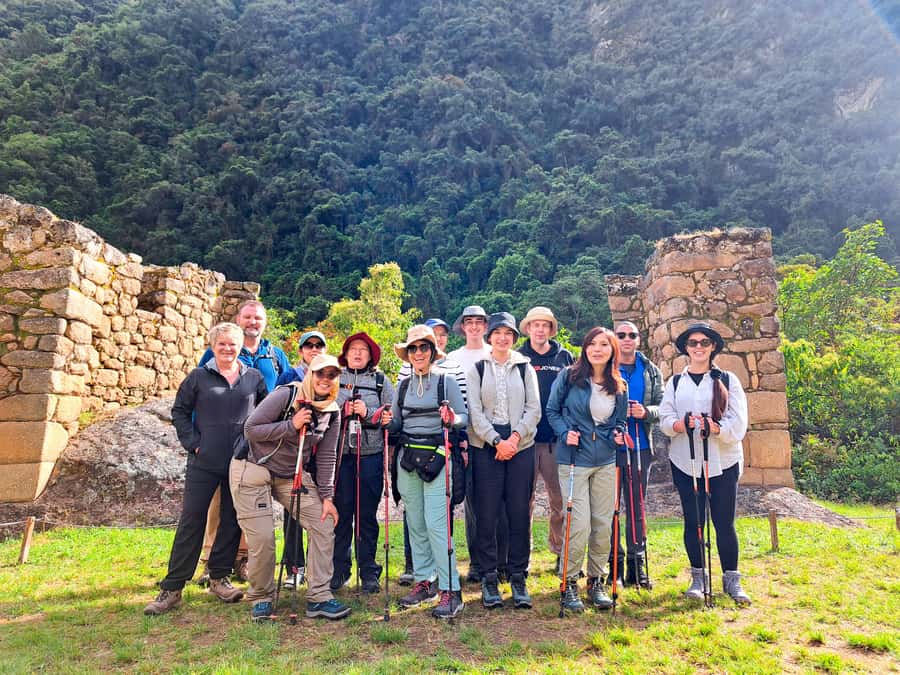 Cusco: Machu Picchu 2-Day Inca Trail with Panoramic Train - Dinner and Aguas Calientes: Your Comfort Buffer