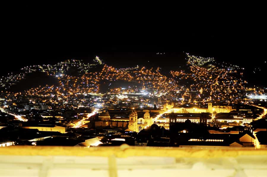 Cusco: Pub Crawl with Skip-the-Line Access and Drinks - Drinks, shots, and food promos: where the $20 value shows up