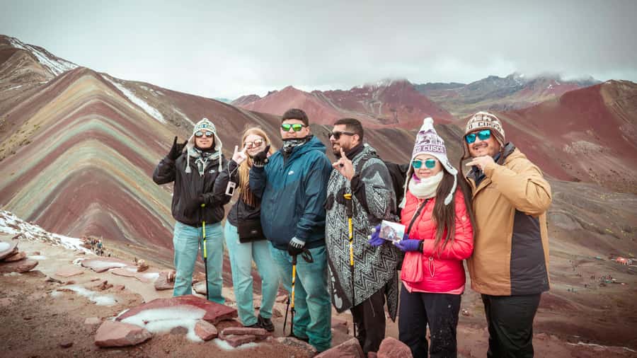 Cusco: Rainbow Mountain Tour and Red Valley Hike (Optional) - Reaching the summit: what the free time is really for
