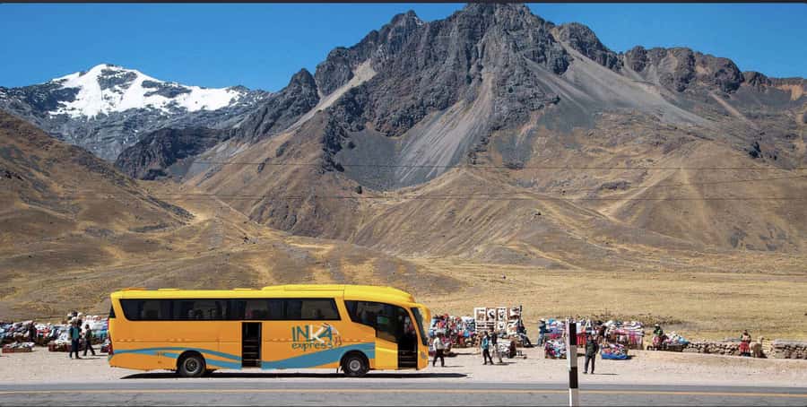 Cusco: Scenic Route of the Sun to Puno with Buffet Lunch - First big wow: Andahuaylillas and the Sistine Chapel of the Americas