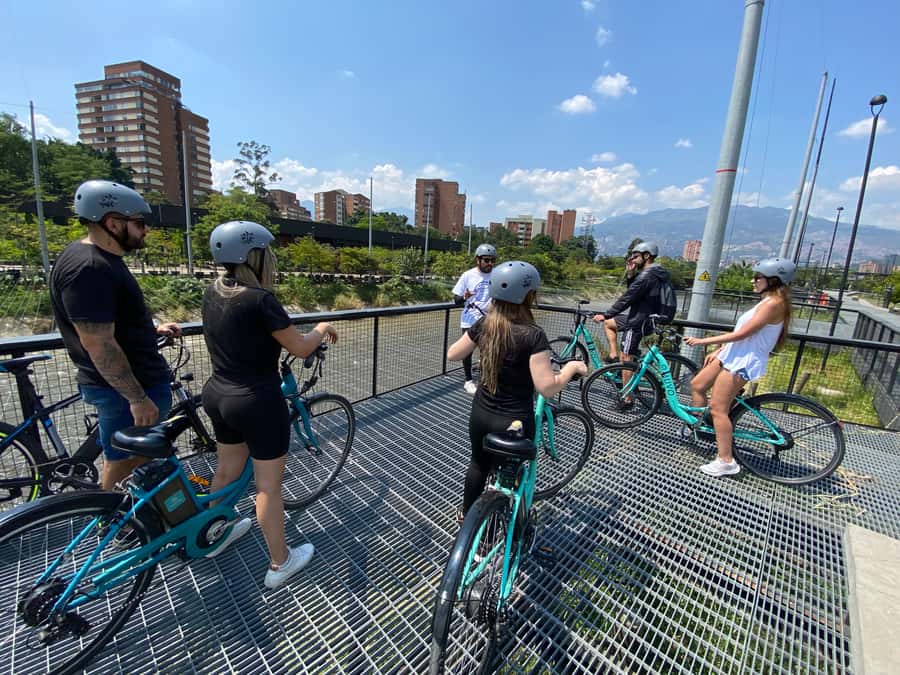 E-Bike City Tour Medellin with Local beer and Snacks - Key highlights worth your attention